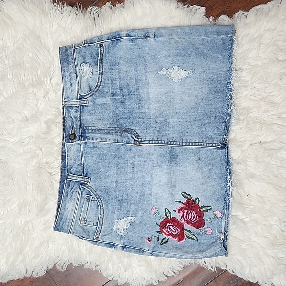 Angel kiss denim skirt embellished with rose s size L🔥 5/$25 Bundle Sale 🔥